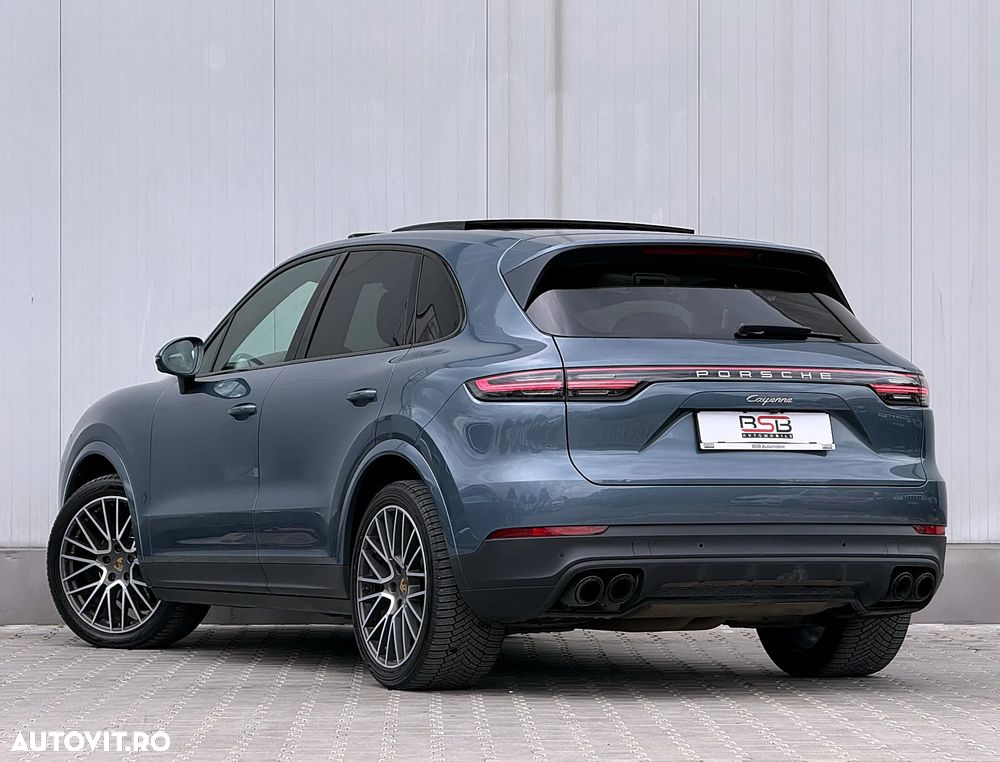 Porsche Cayenne Standard - 7
