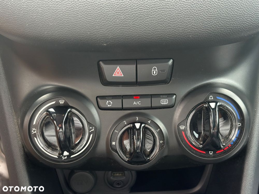 Peugeot 208 1.2 PureTech Active - 17
