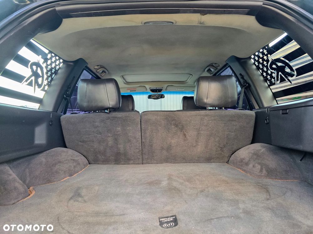 Jeep Grand Cherokee 4.7 Limited - 32