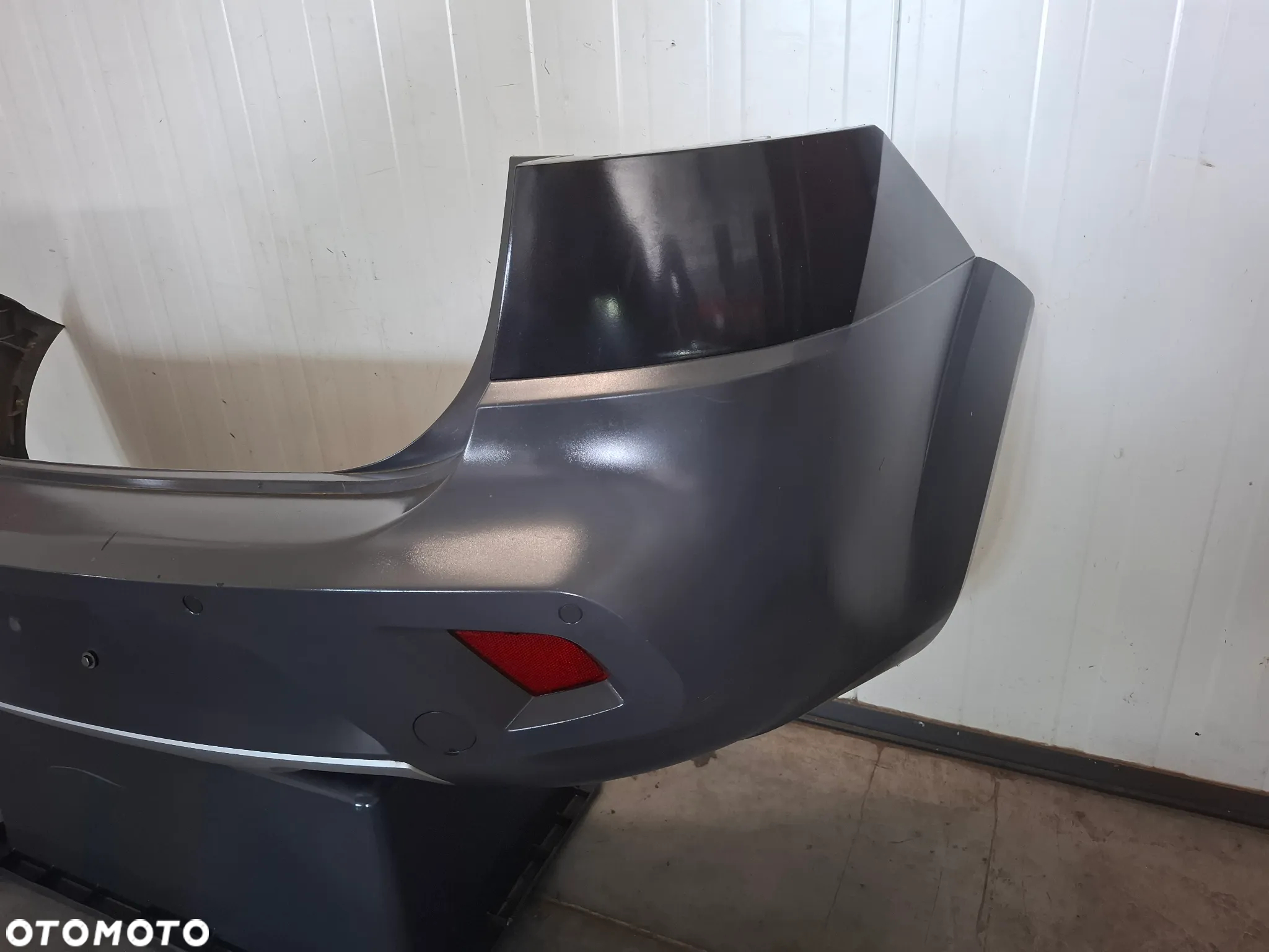 Zderzak tył Seat Altea XL Freetrack 2010 rok kompletny PDC czujniki instalacja nr 5P8807421B - 3