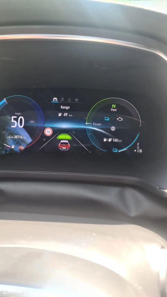 Renault Captur PHEV 160 Engineered - 14