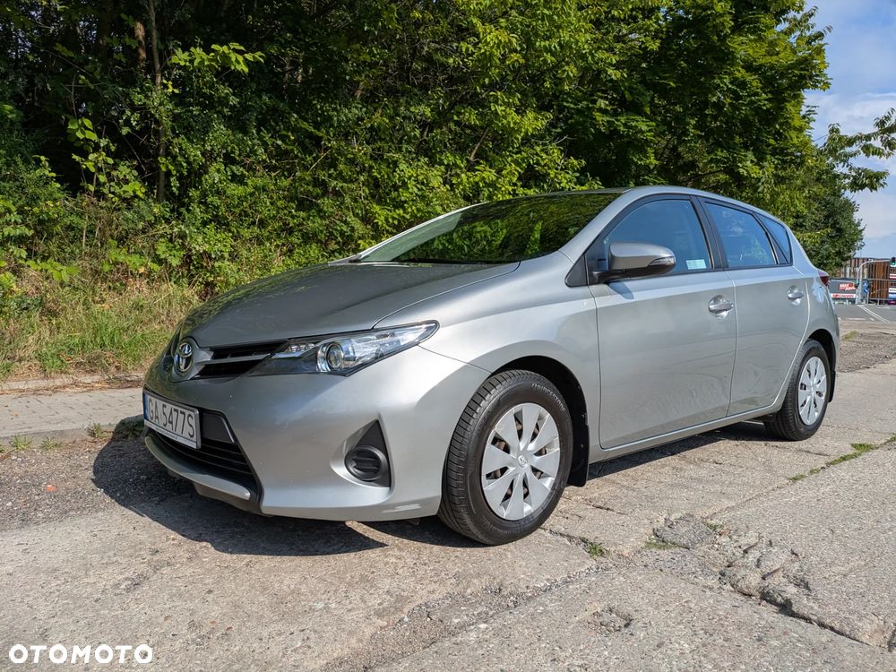 Toyota Auris 1.6 Active - 2