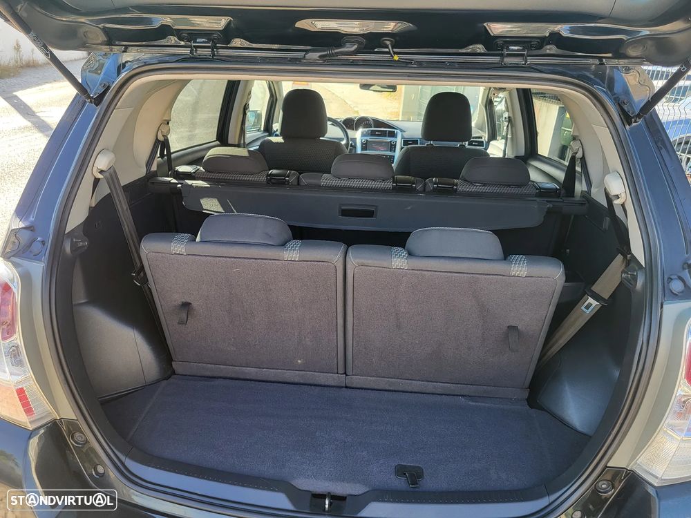Toyota Verso 1.6 D-4D Comfort - 11
