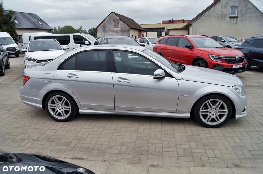 Mercedes-Benz Klasa C 250 CDI Avantgarde Edition - 37