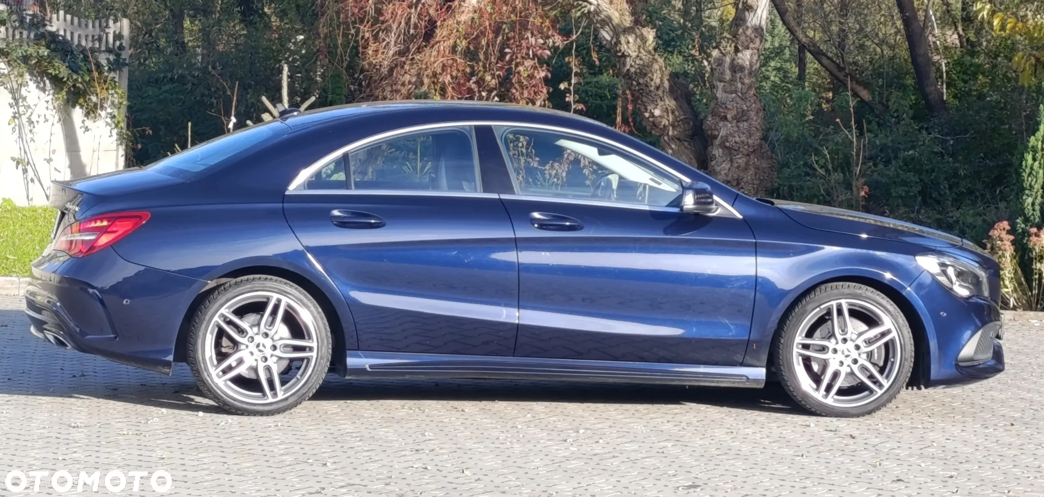 Mercedes-Benz CLA 220 4-Matic AMG Line - 2