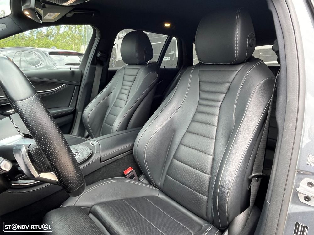 Mercedes-Benz E 300 de 9G-TRONIC AMG Line - 22