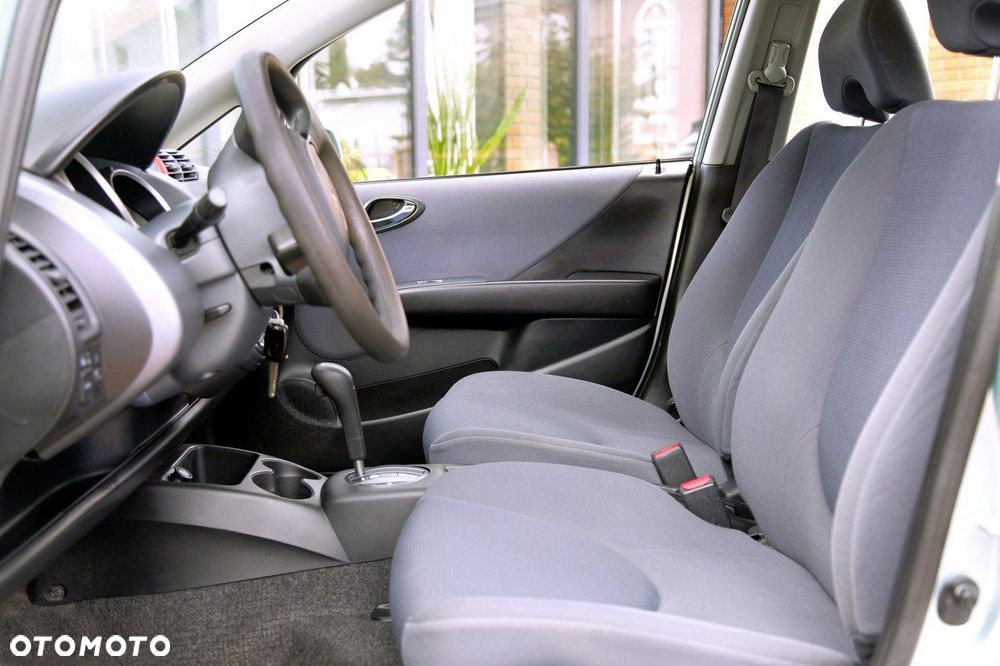 Honda Jazz 1.4 CVT LS - 16