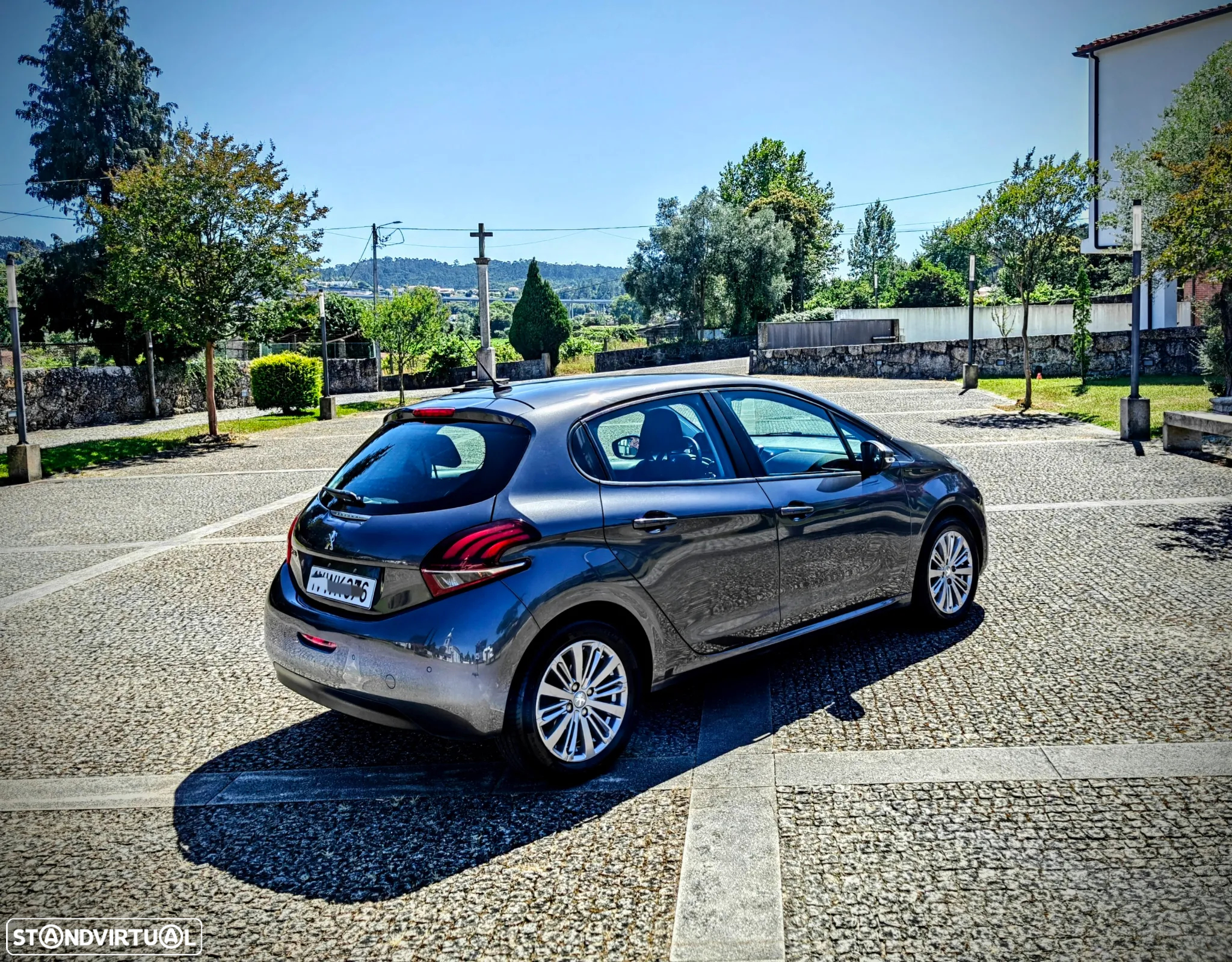 Peugeot 208 1.2 PureTech Style - 3