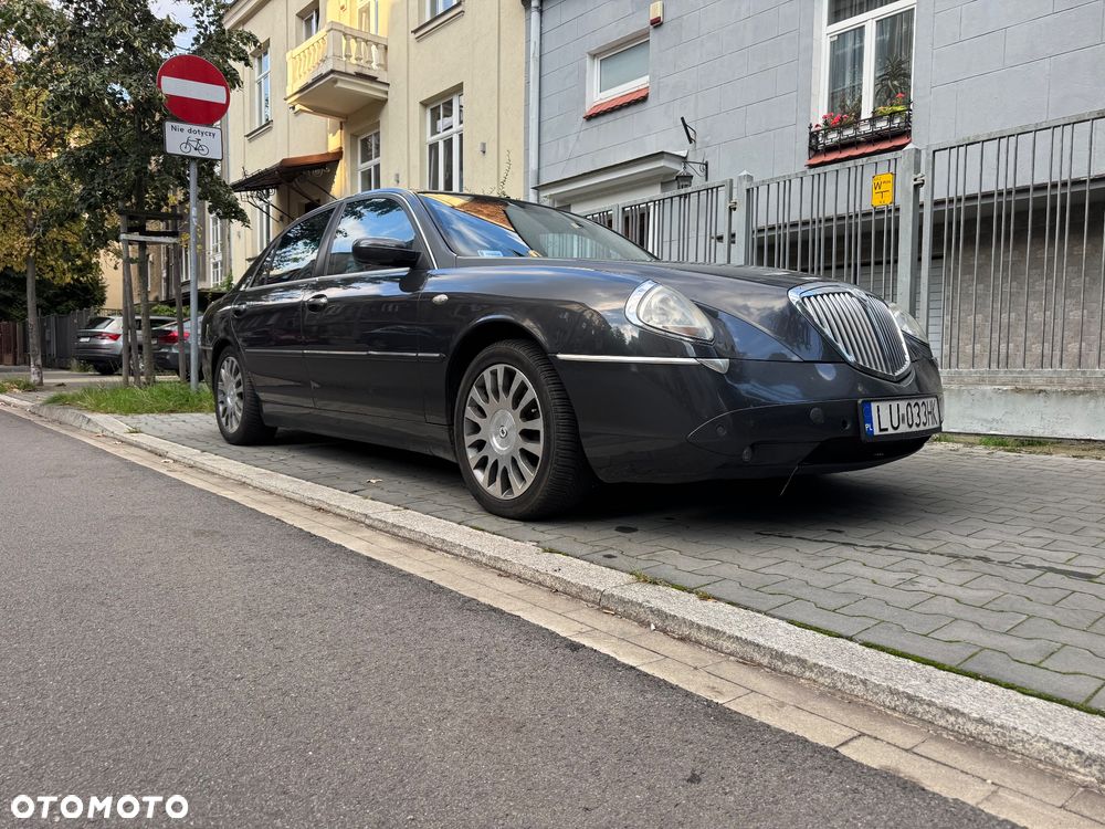 Lancia Thesis 3.2 6V Emblema - 5