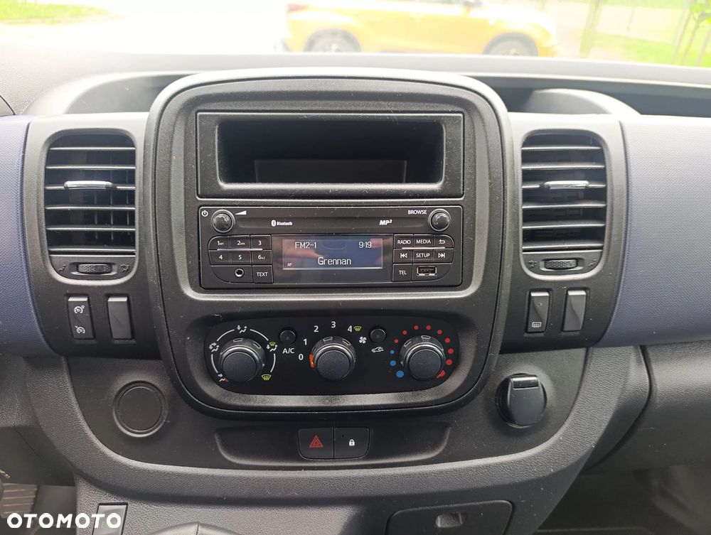 Opel VIVARO - 19