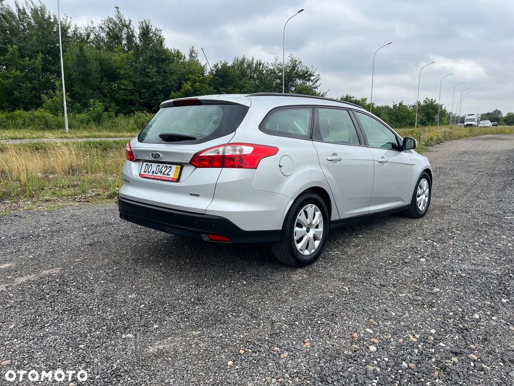 Ford Focus 1.6 TDCi DPF Trend - 9