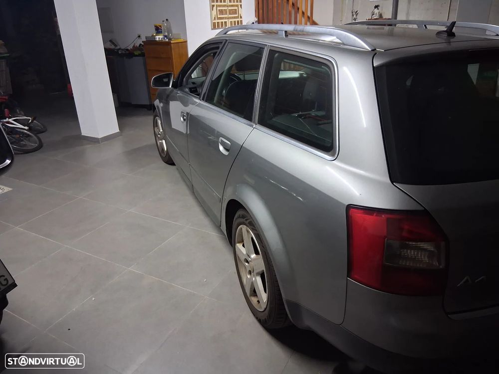 Audi A4 Avant 1.9 TDI - 8