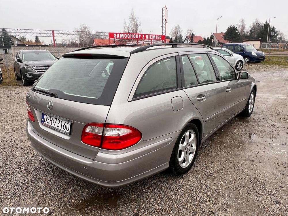 Mercedes-Benz Klasa E 200 Kompressor Automatik Classic - 3