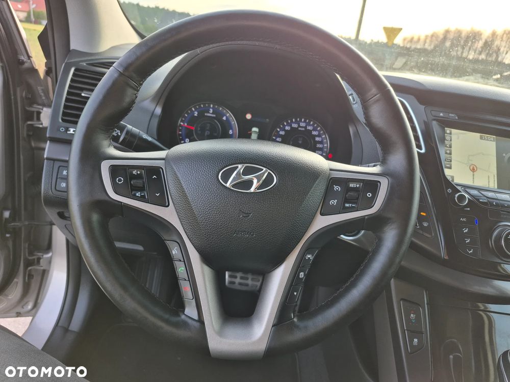 Hyundai i40 Kombi 1.7 CRDi DCT Premium - 12