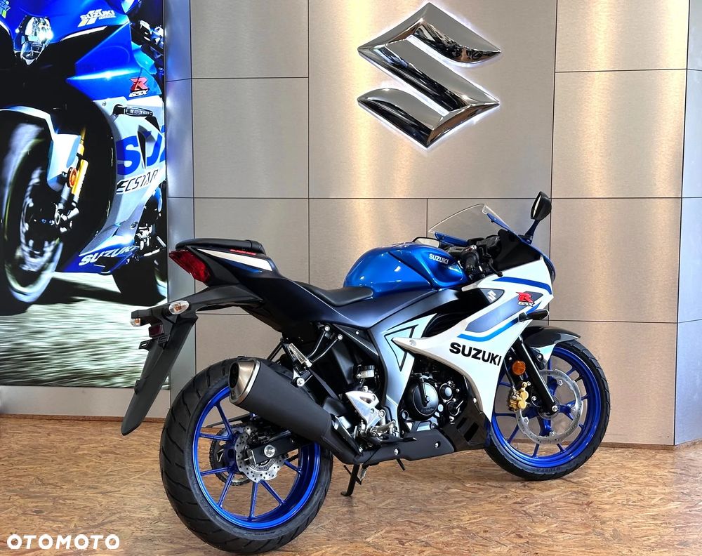 Suzuki GSX-R - 4