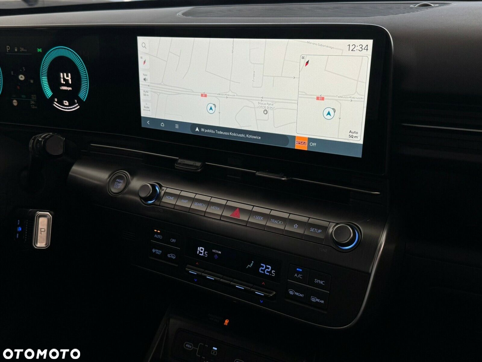 Hyundai Kona - 16