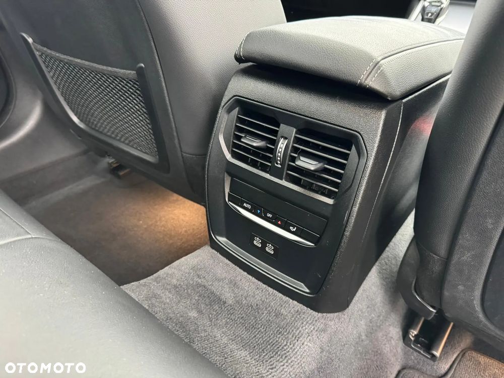 BMW Seria 3 - 22