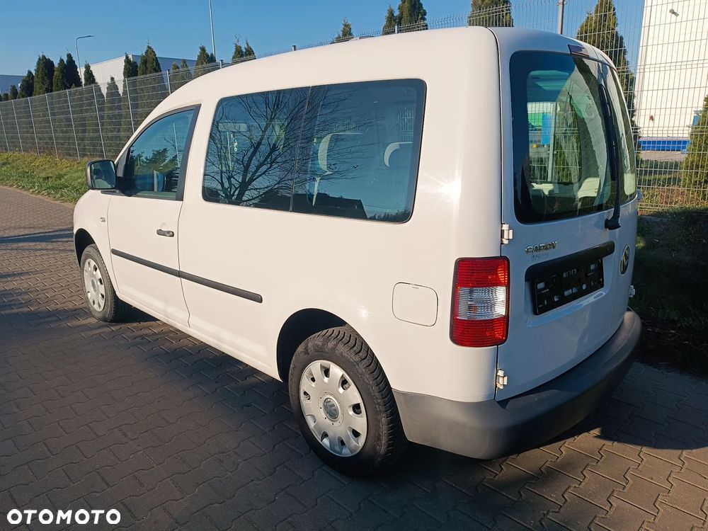Volkswagen Caddy - 12