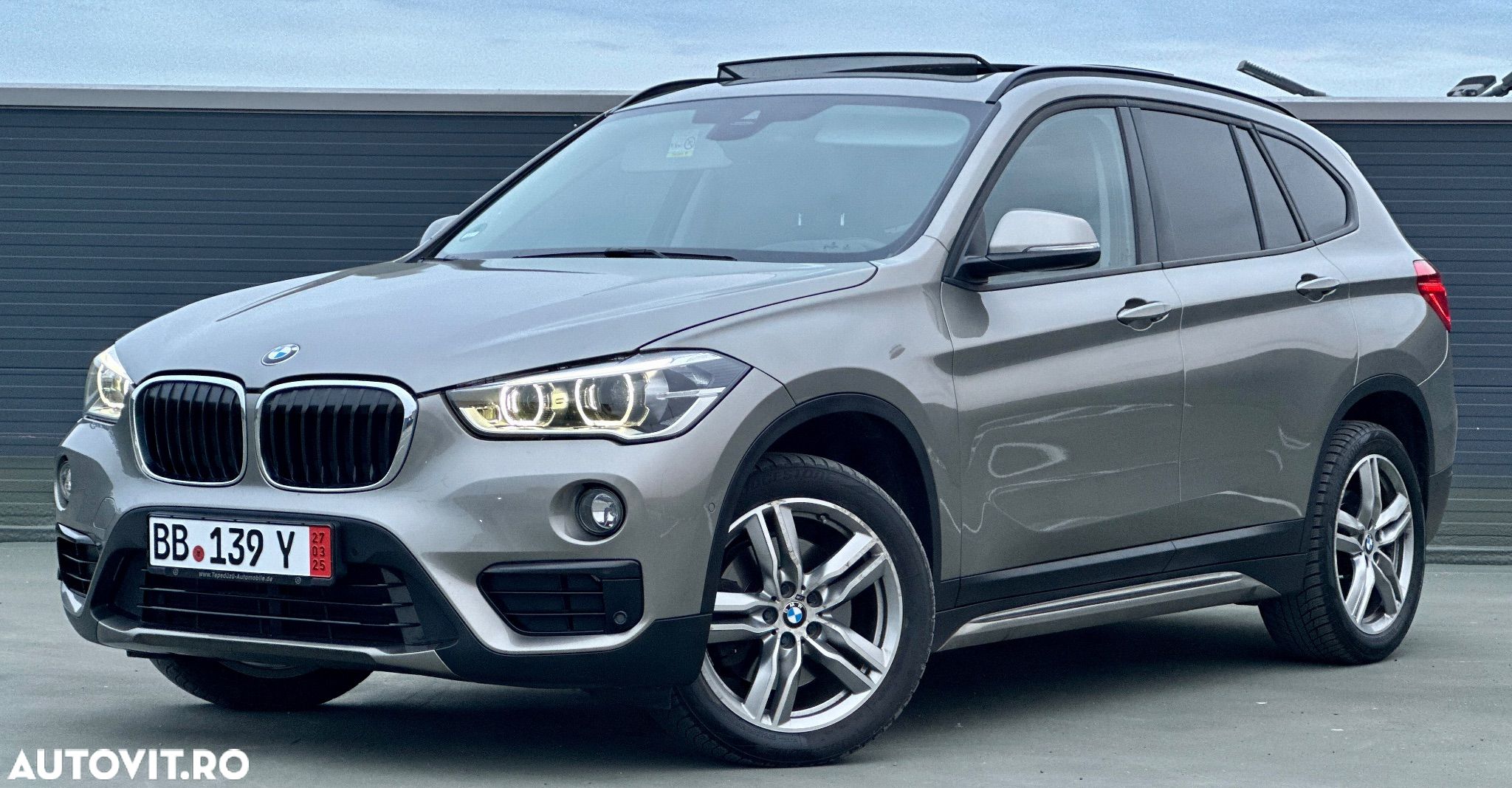 BMW X1 xDrive20d Aut. Sport Line - 1