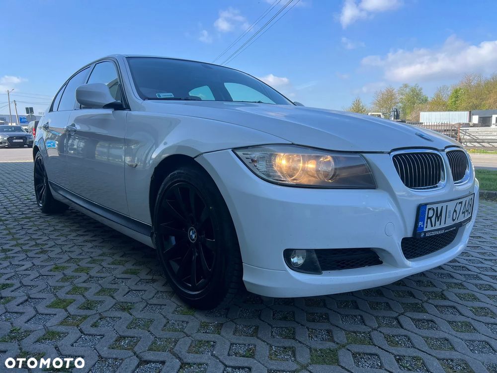 BMW Seria 3 318i - 10