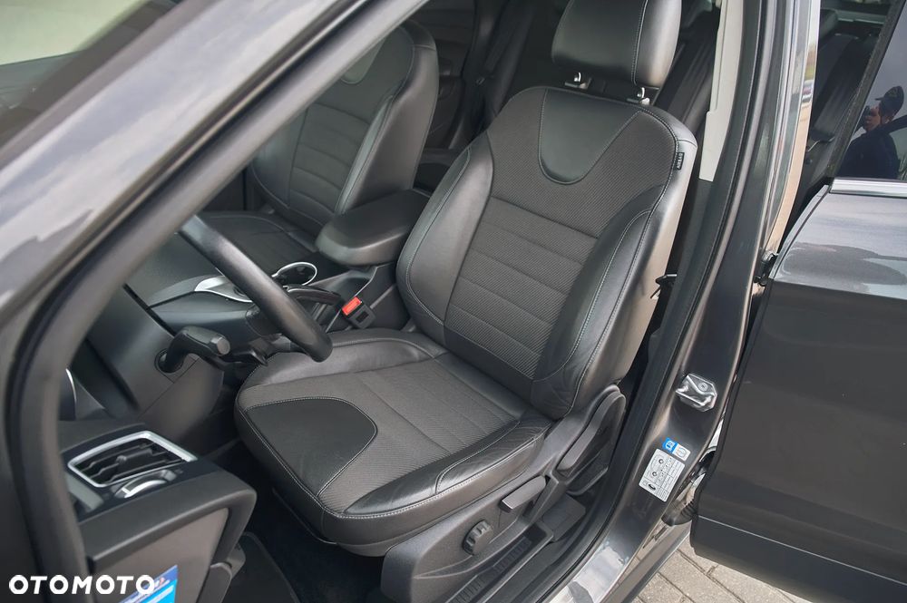 Ford Kuga 1.6 EcoBoost 2x4 Titanium - 22