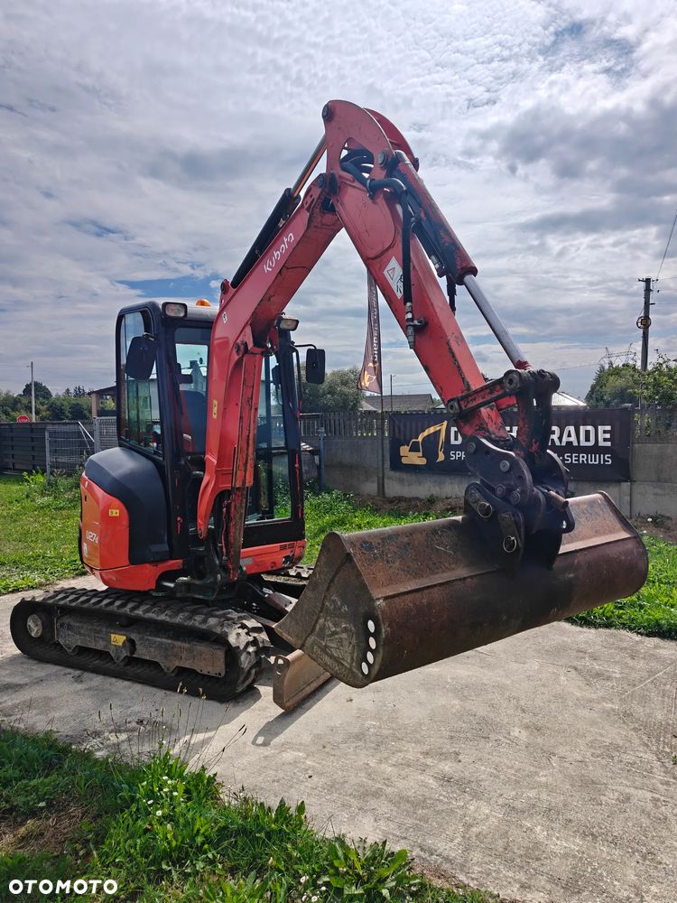 Kubota U27 - 2