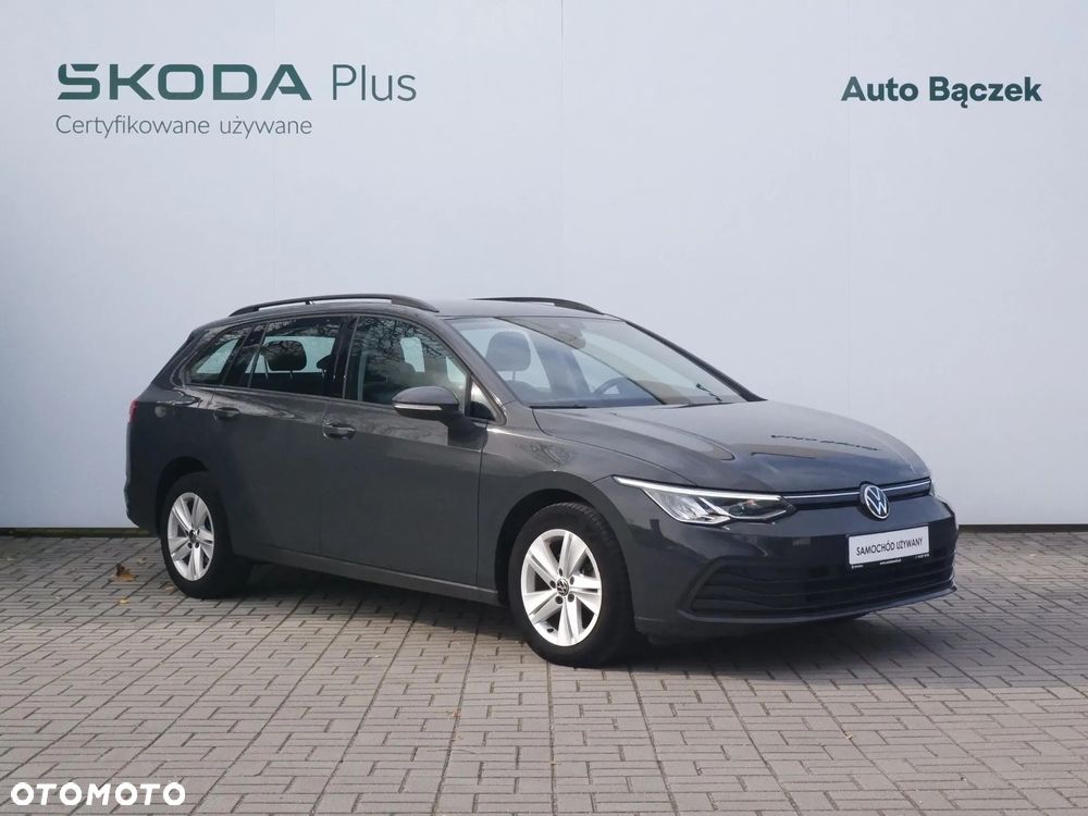 Volkswagen Golf VIII 1.5 TSI EVO Life - 3