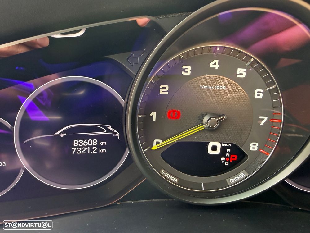 Porsche Cayenne E-Hybrid Platinum Edition - 27
