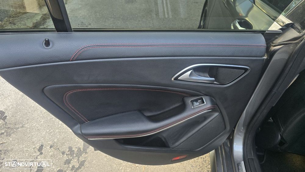 Mercedes-Benz CLA 220 d Shooting Brake AMG Line Aut. - 12