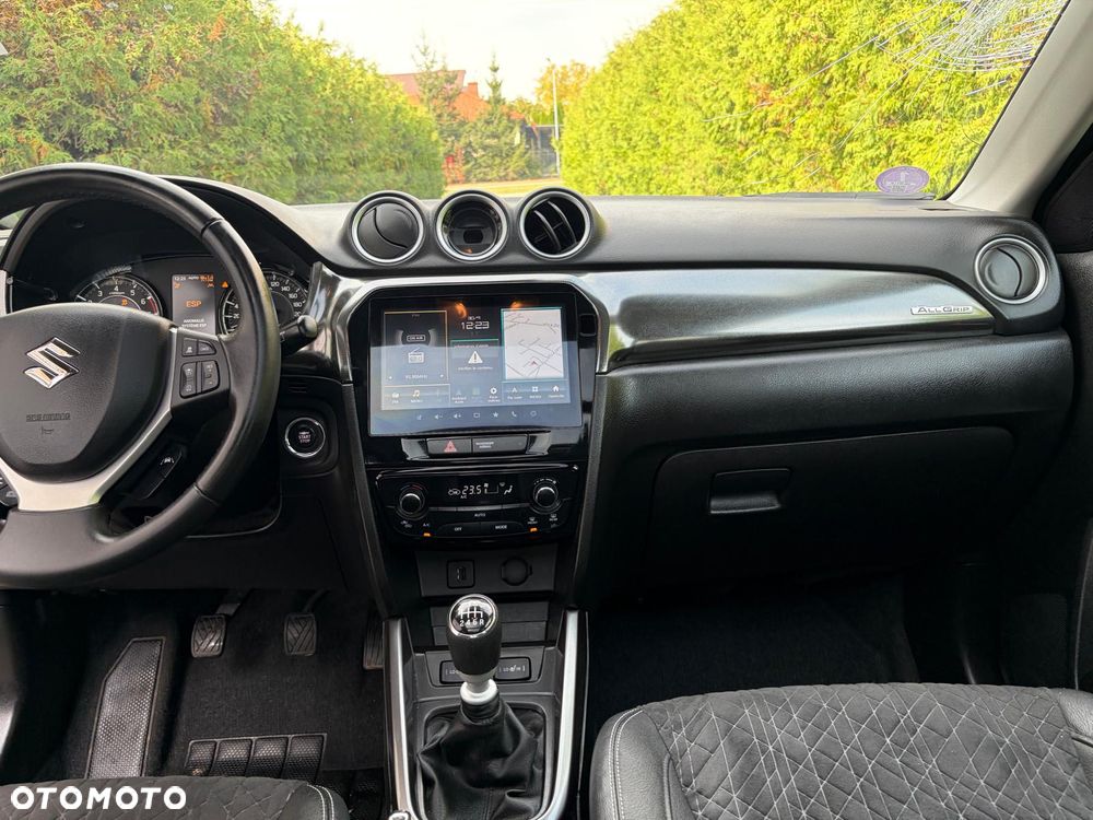 Suzuki Vitara - 12