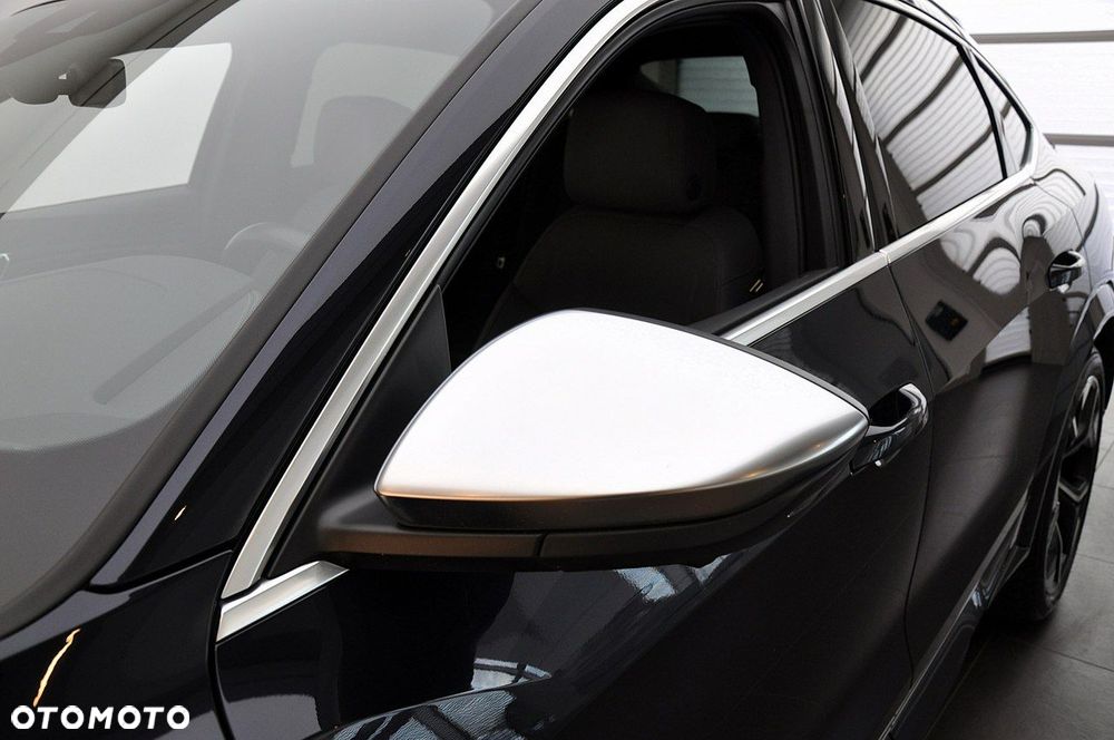 Audi e-tron Sportback - 11