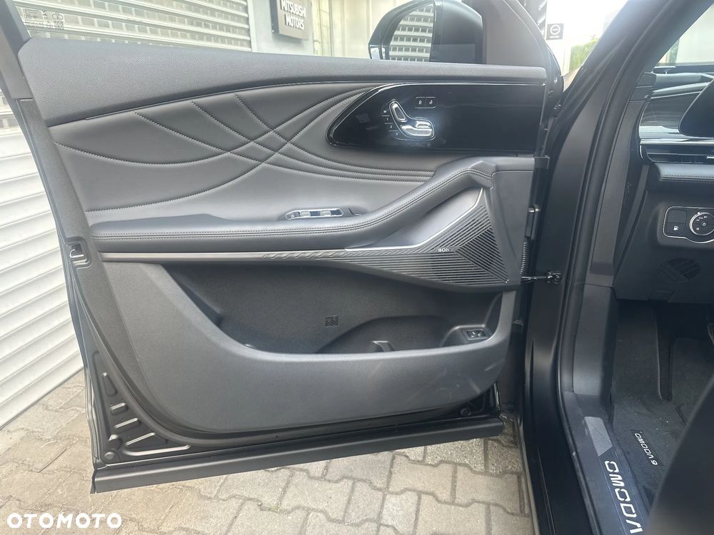 Omoda 9 1.5 Super Hybrid Exclusive AWD - 17