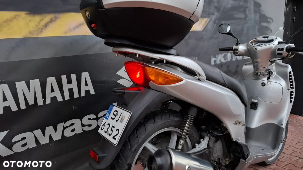 Honda SH - 5