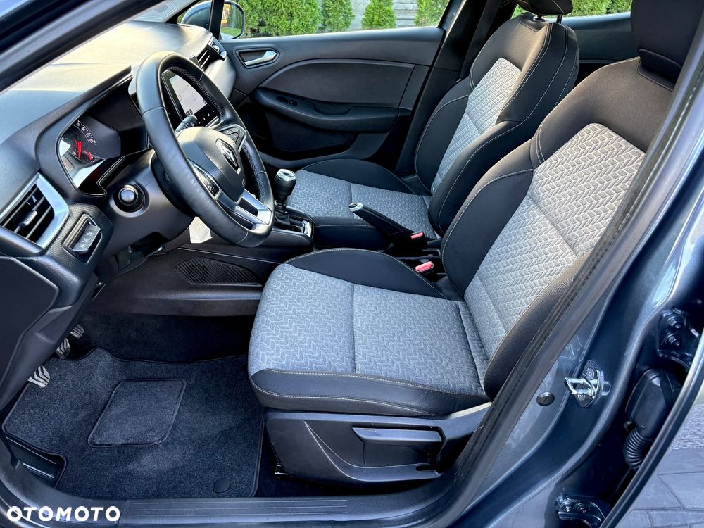 Renault Clio TCe 90 EVOLUTION - 19
