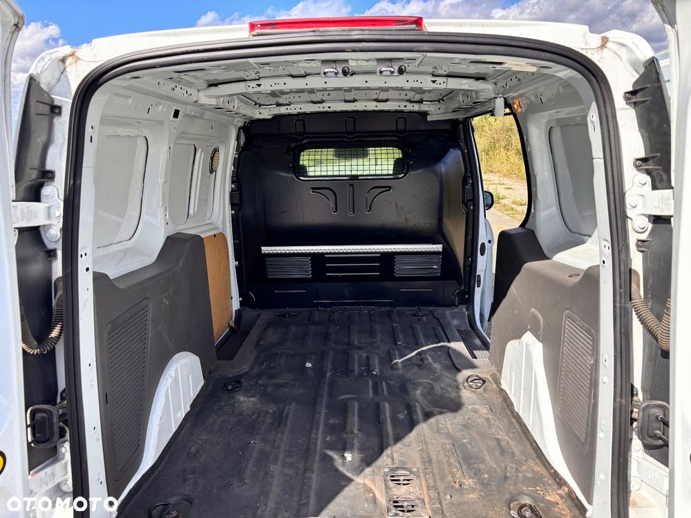 Ford Transit Connect 220 L1 S&S LKW Trend - 14