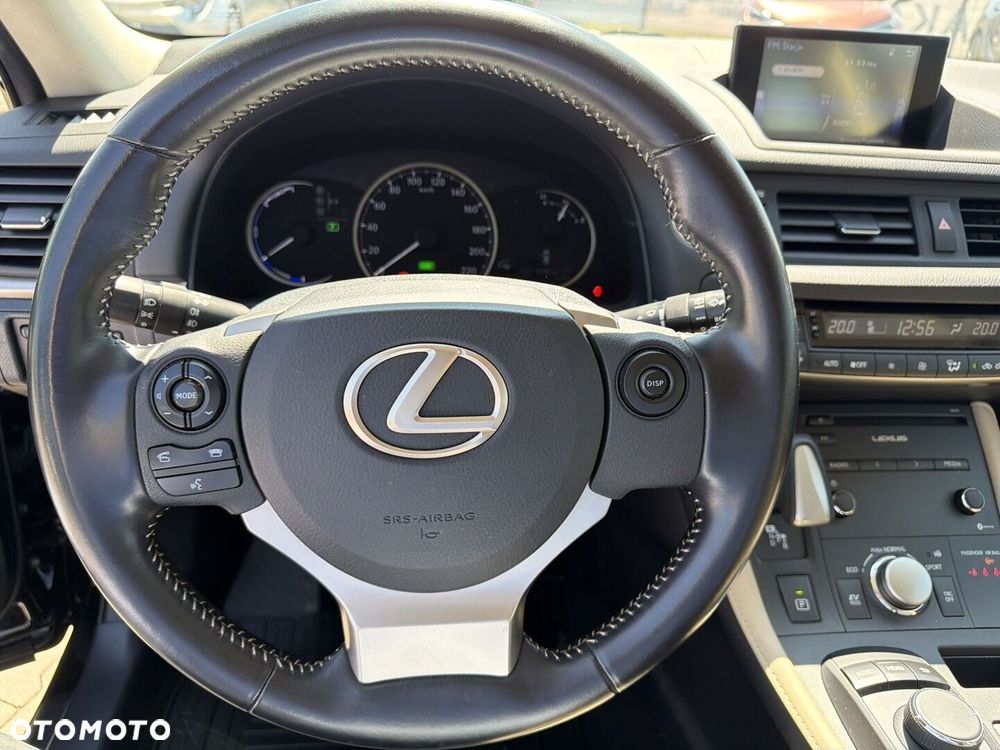 Lexus CT 200h Elegance EU6 - 16