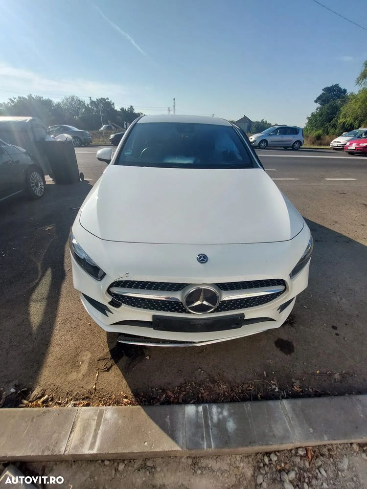 Dezmembrez Mercedes Benz A200 CDI w177