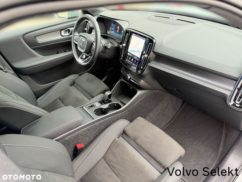 Volvo XC 40 - 28