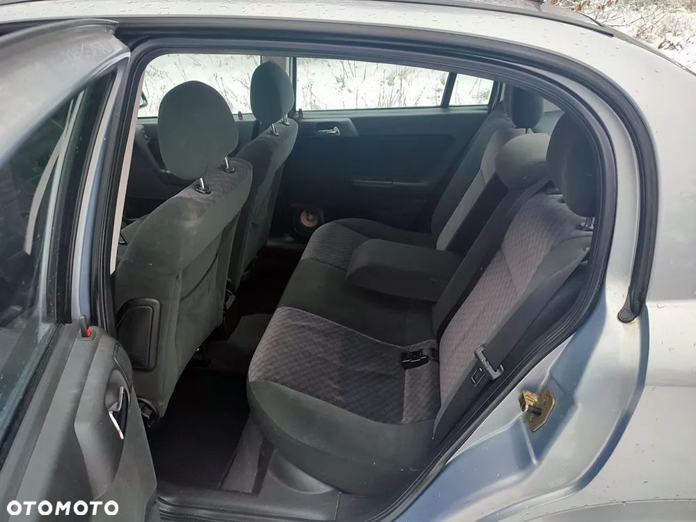 Opel Astra 1.4 GL / Club - 16