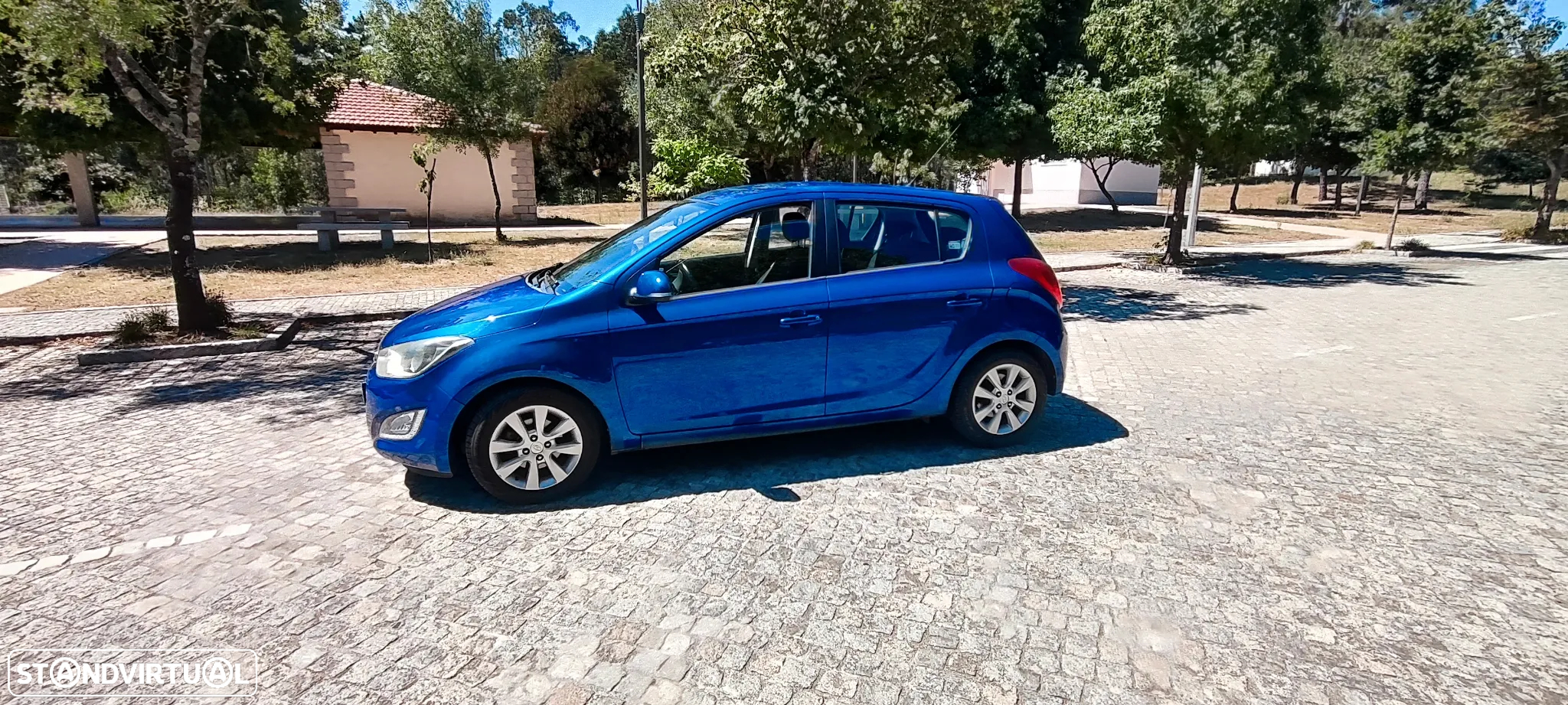 Hyundai i20 1.2 GO! Plus - 8