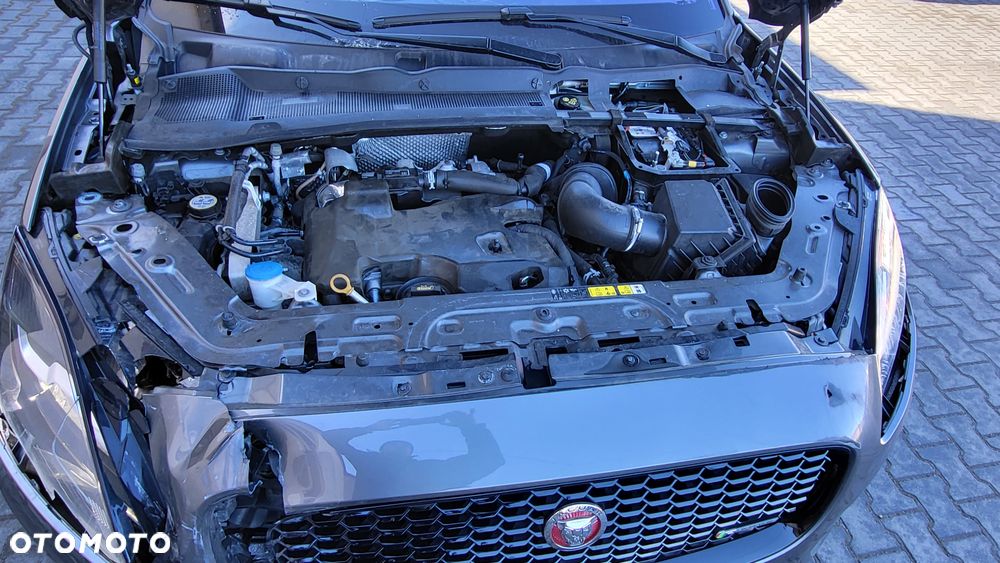 Jaguar E-Pace P200 AWD R-Dynamic S - 19