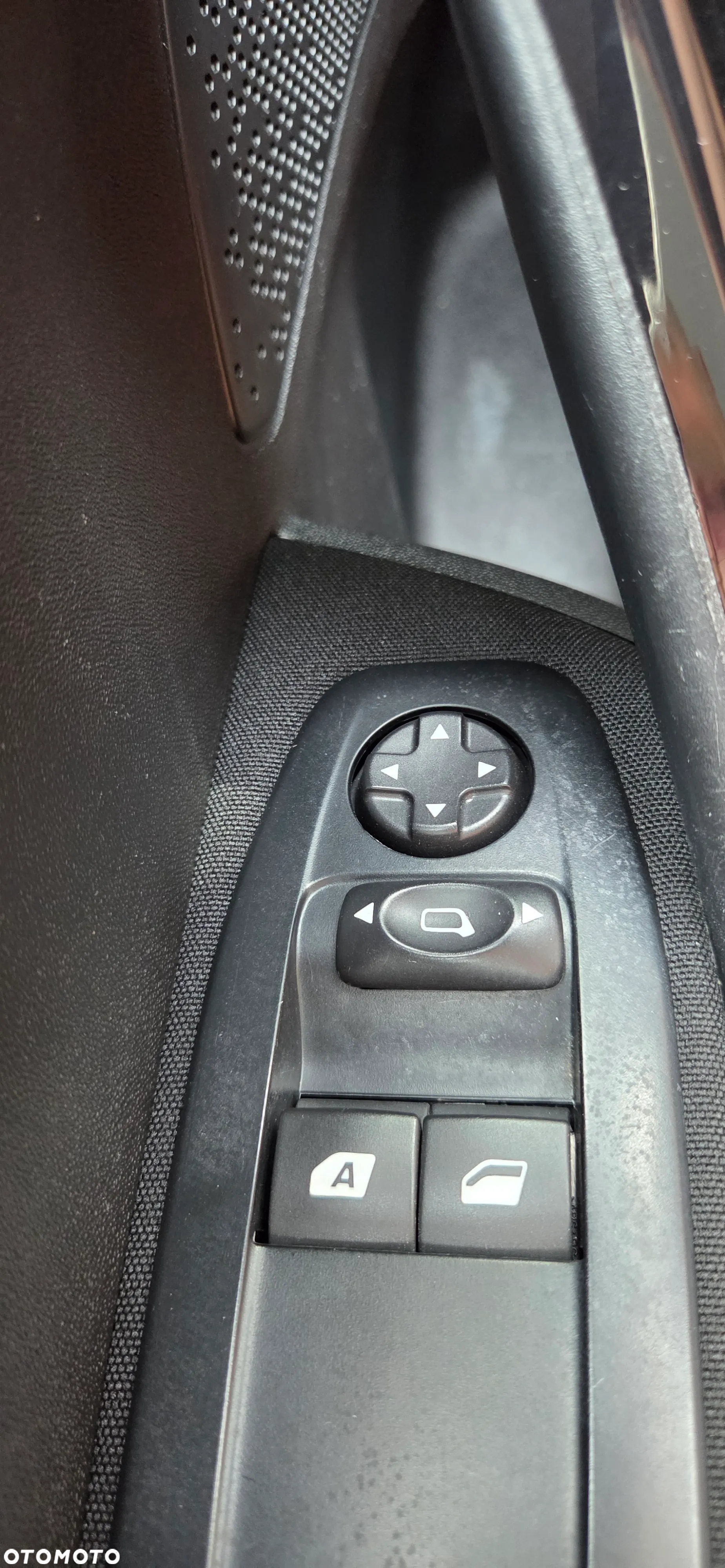 Peugeot 2008 1.2 Pure Tech Style EU6 - 23