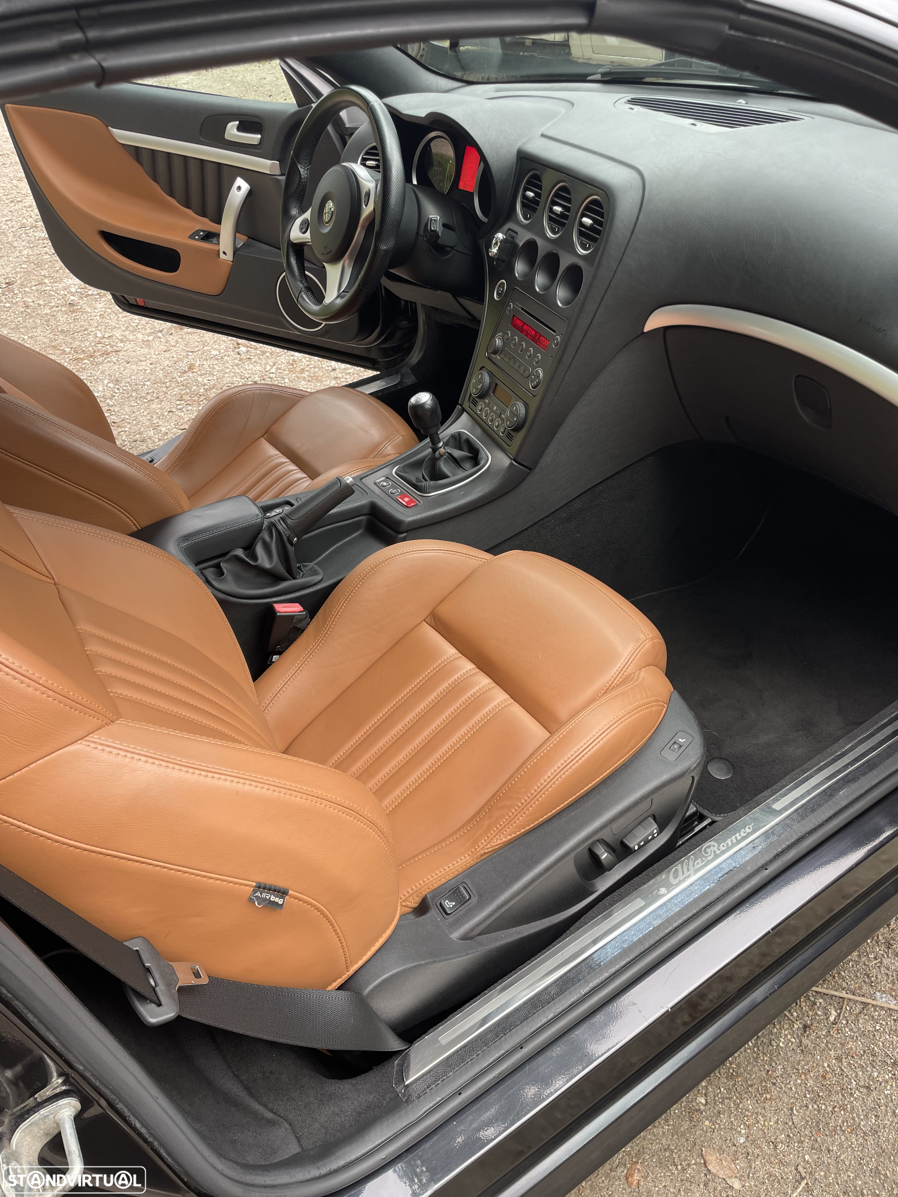 Alfa Romeo Spider 2.2 JTS 16V - 9