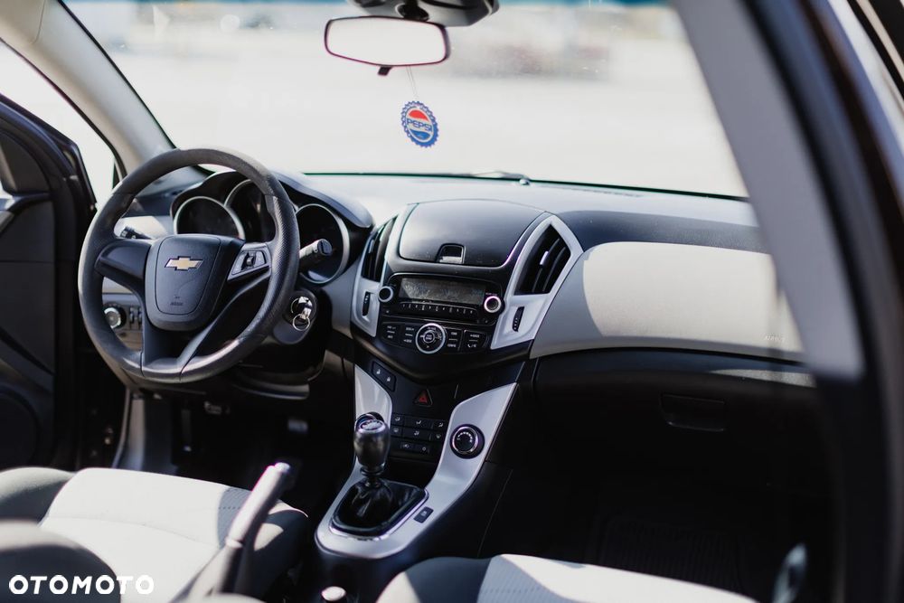 Chevrolet Cruze 2012 photo 5