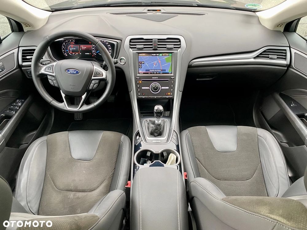 Ford Mondeo Turnier 2.0 TDCi Start-Stopp Titanium - 9