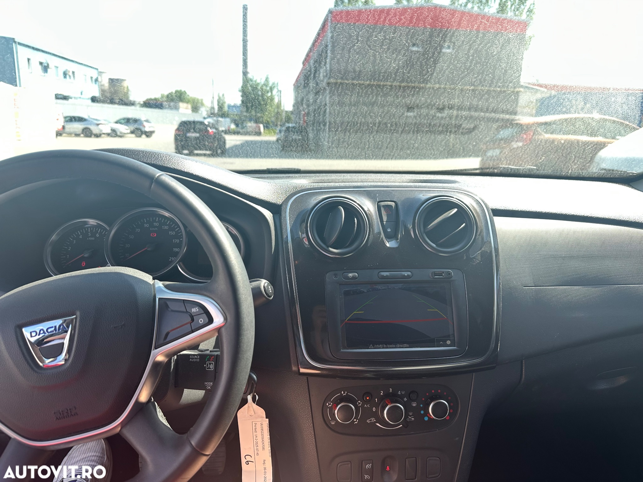 Dacia Sandero 1.0 SCe Laureate - 6