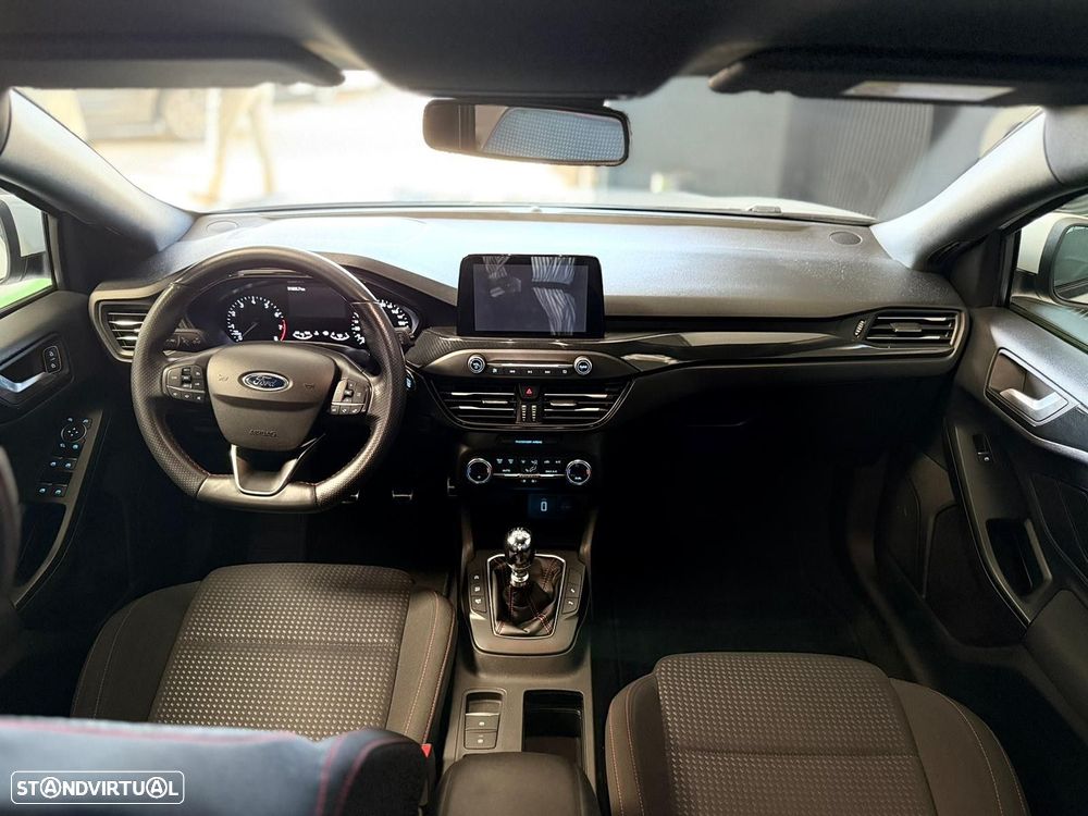 Ford Focus 1.0 EcoBoost ST-Line - 18