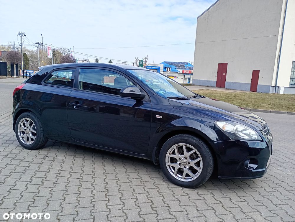 Kia ProCeed - 5