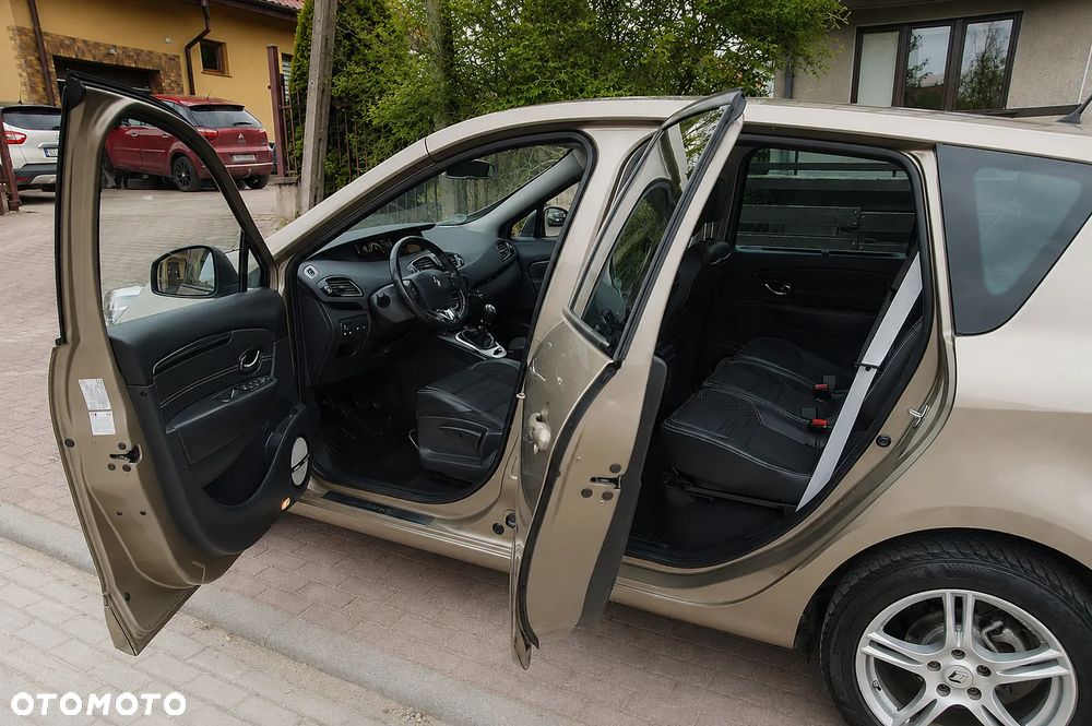 Renault Scenic Energy dCi 130 Euro 6 S&S Bose Edition - 23