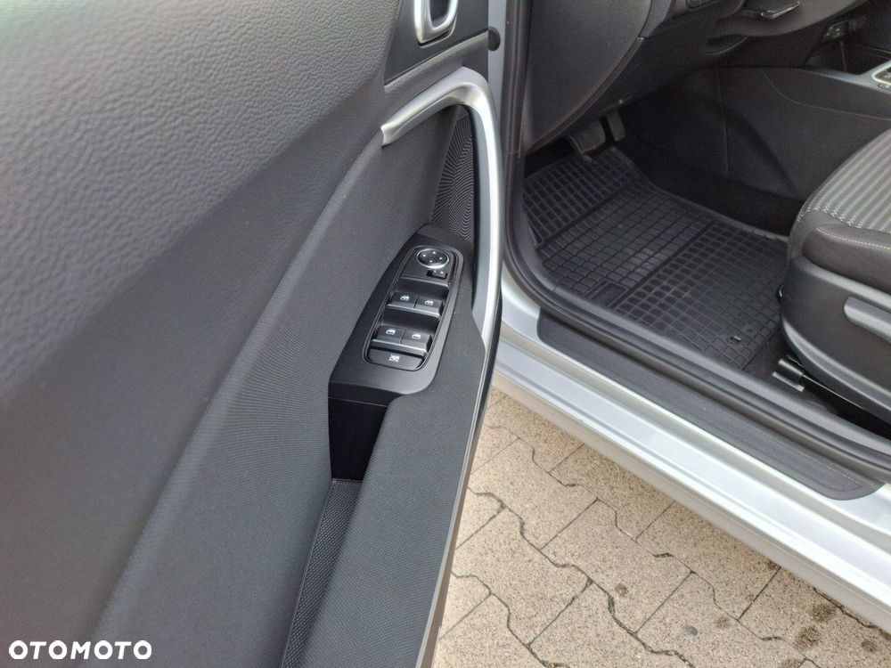 Kia Ceed 1.5 T-GDI M DCT - 14